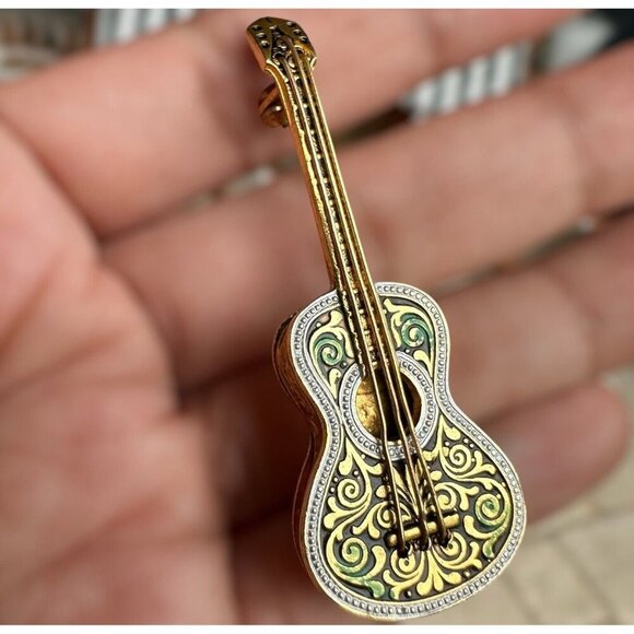 VTG Damascene Spain Guitar Brooch Pin 2" Gold Tone Green‎ White Ornate Music - Picture 1 of 8